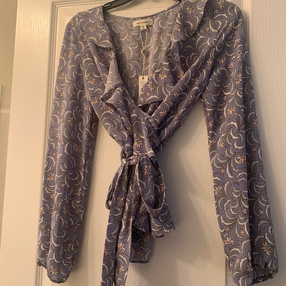 Max Studio Wrap Ruffle Top - Picture 8 of 8